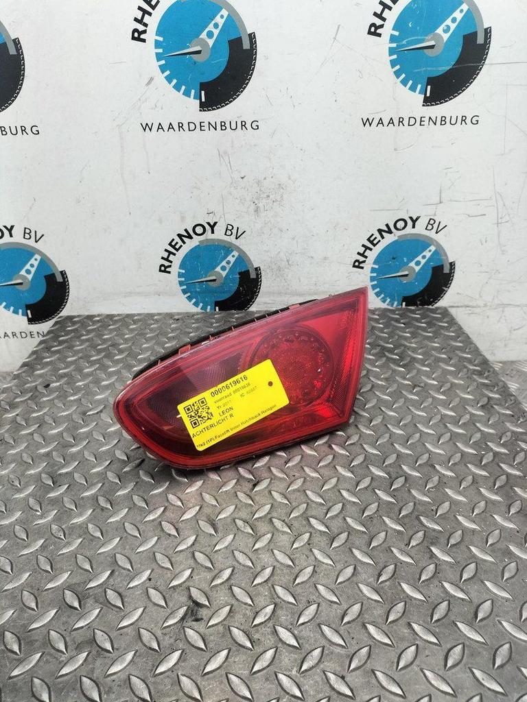SEAT LEON 1P 1.2 TSI COPA Reference  ACHTERLICHT R 2011, Ophalen of Verzenden, Gebruikt, Stiba lid