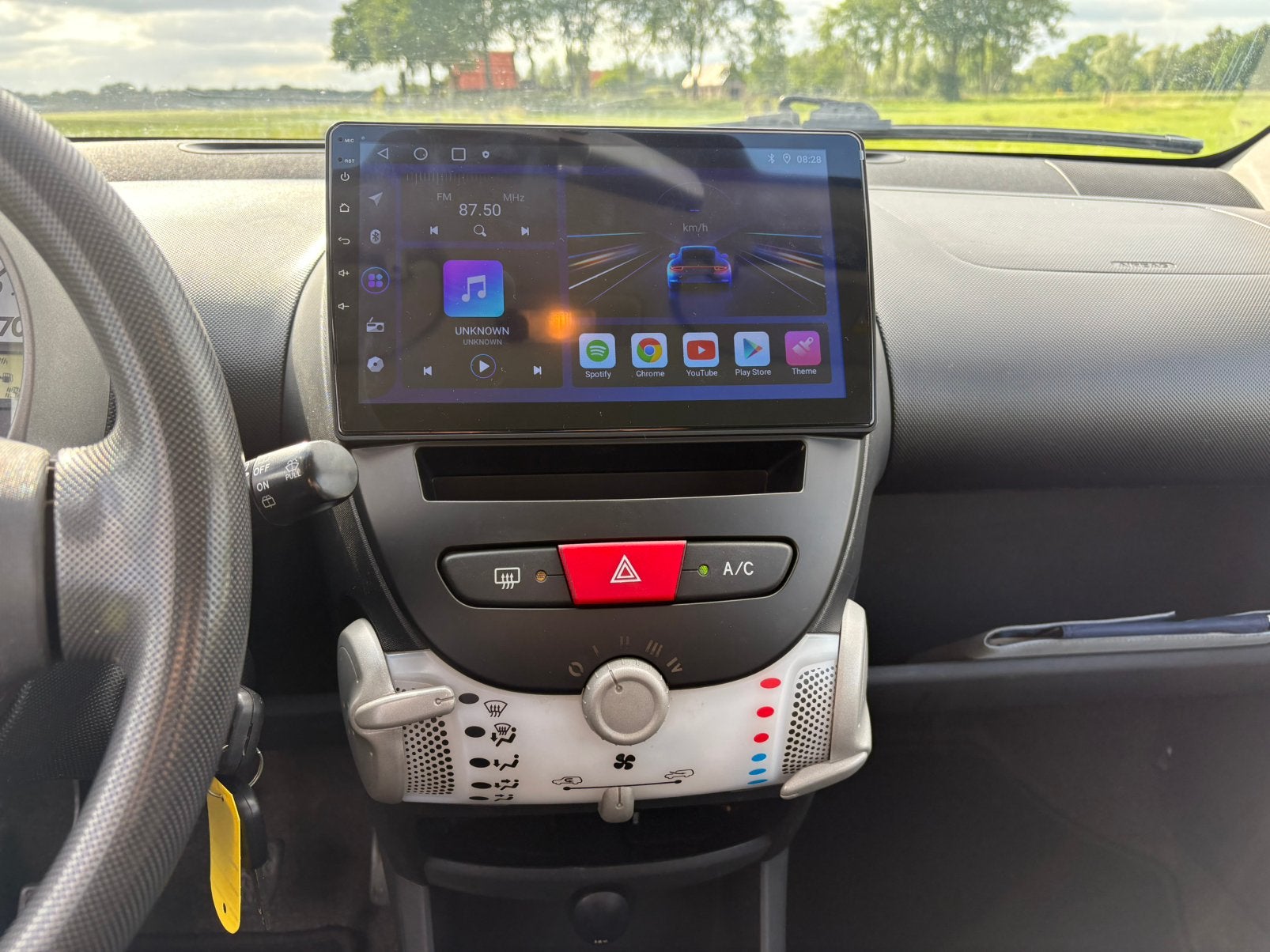 Apple carplay! Peugeot 107 / Citroën C1 / Toyota aygo, Auto diversen, Autoradio's, Ophalen of Verzenden, Nieuw