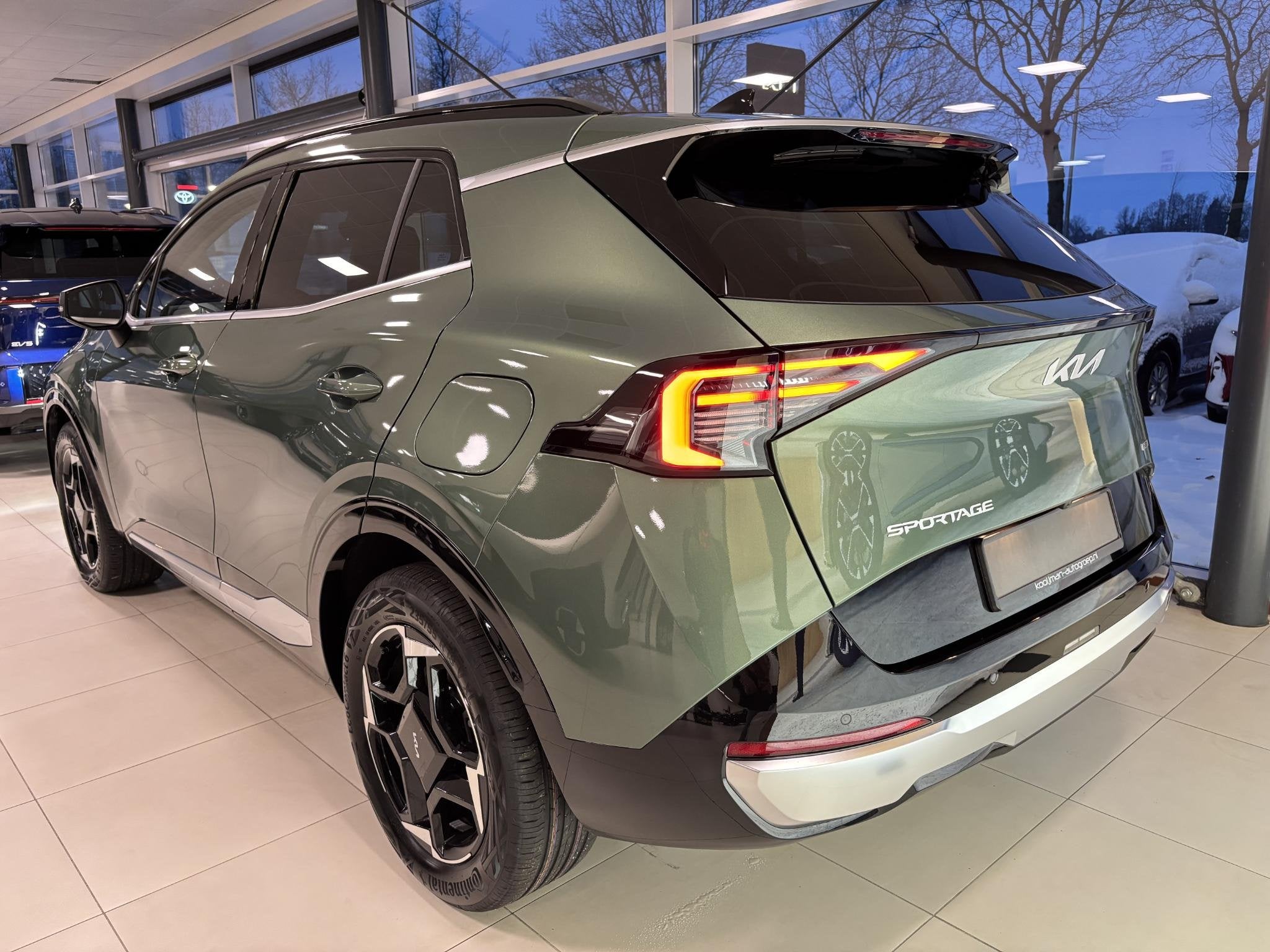 Kia Sportage 1.6 T-GDi Hybrid DynamicPlusLine Nu €4.500,-, Auto's, Euro 6, 4 cilinders, Leder en Stof, Nieuw