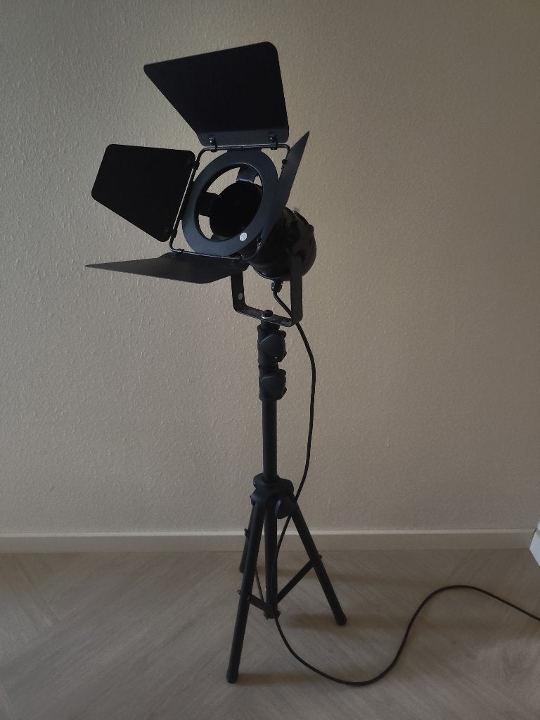 Studiolamp, Ophalen, Zo goed als nieuw, Metaal, 150 tot 200 cm