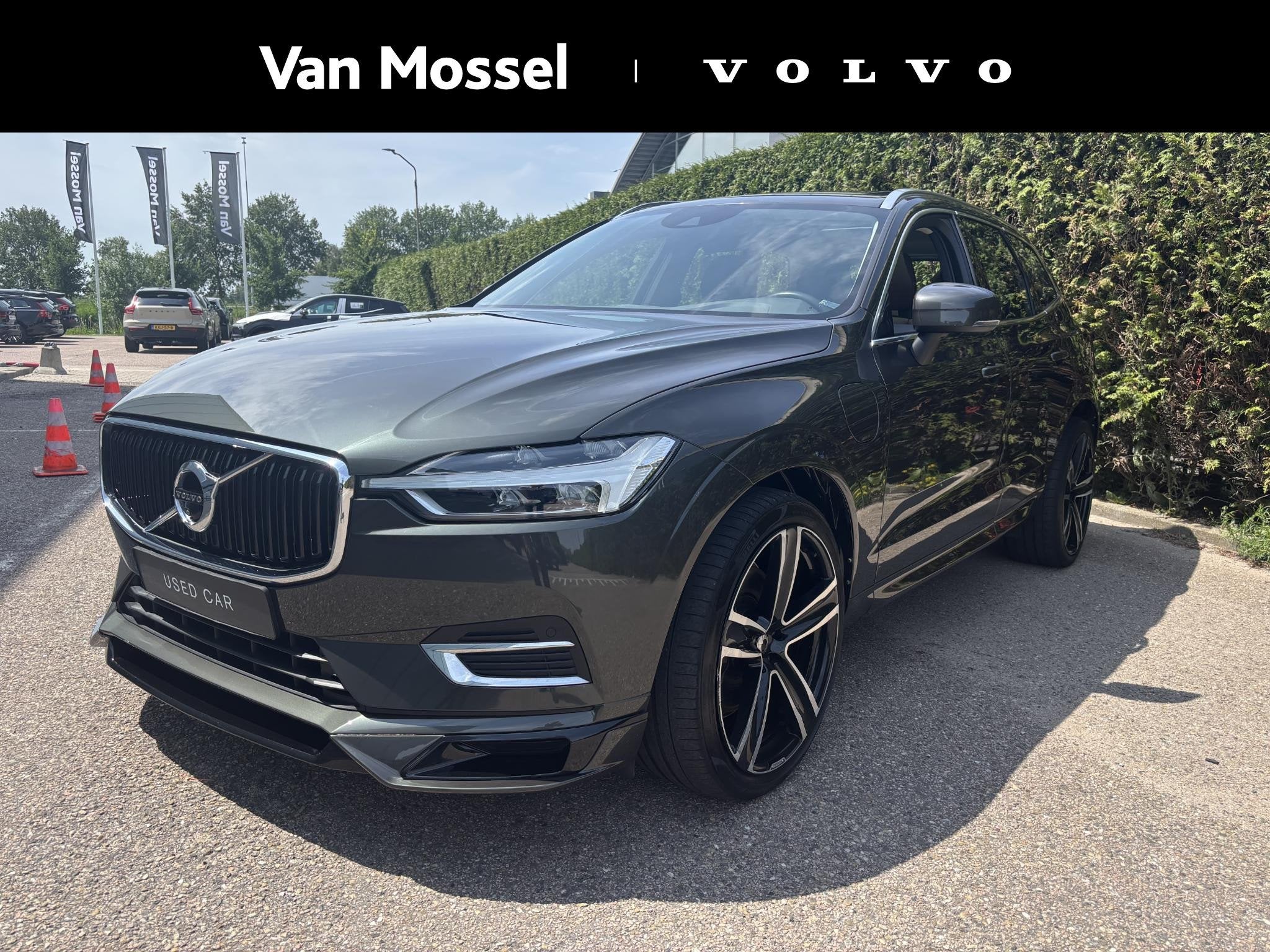 Volvo XC60 T8 Twin Engine AWD Momentum Luchtvering Heico Aut