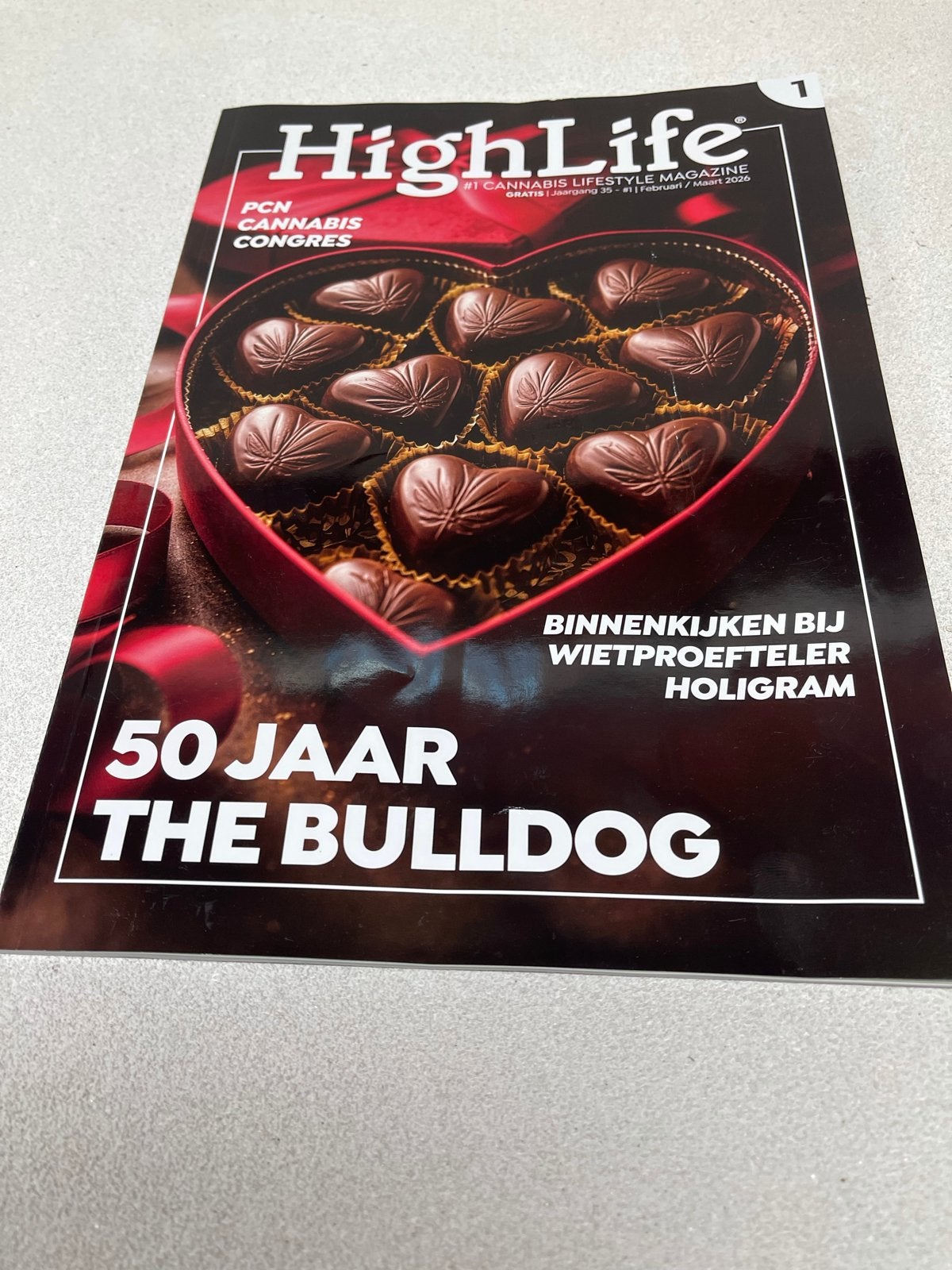 HighLife Magazine #11 - Cannabis Lifestyle Magazine, Verzenden, Gelezen, Overige typen