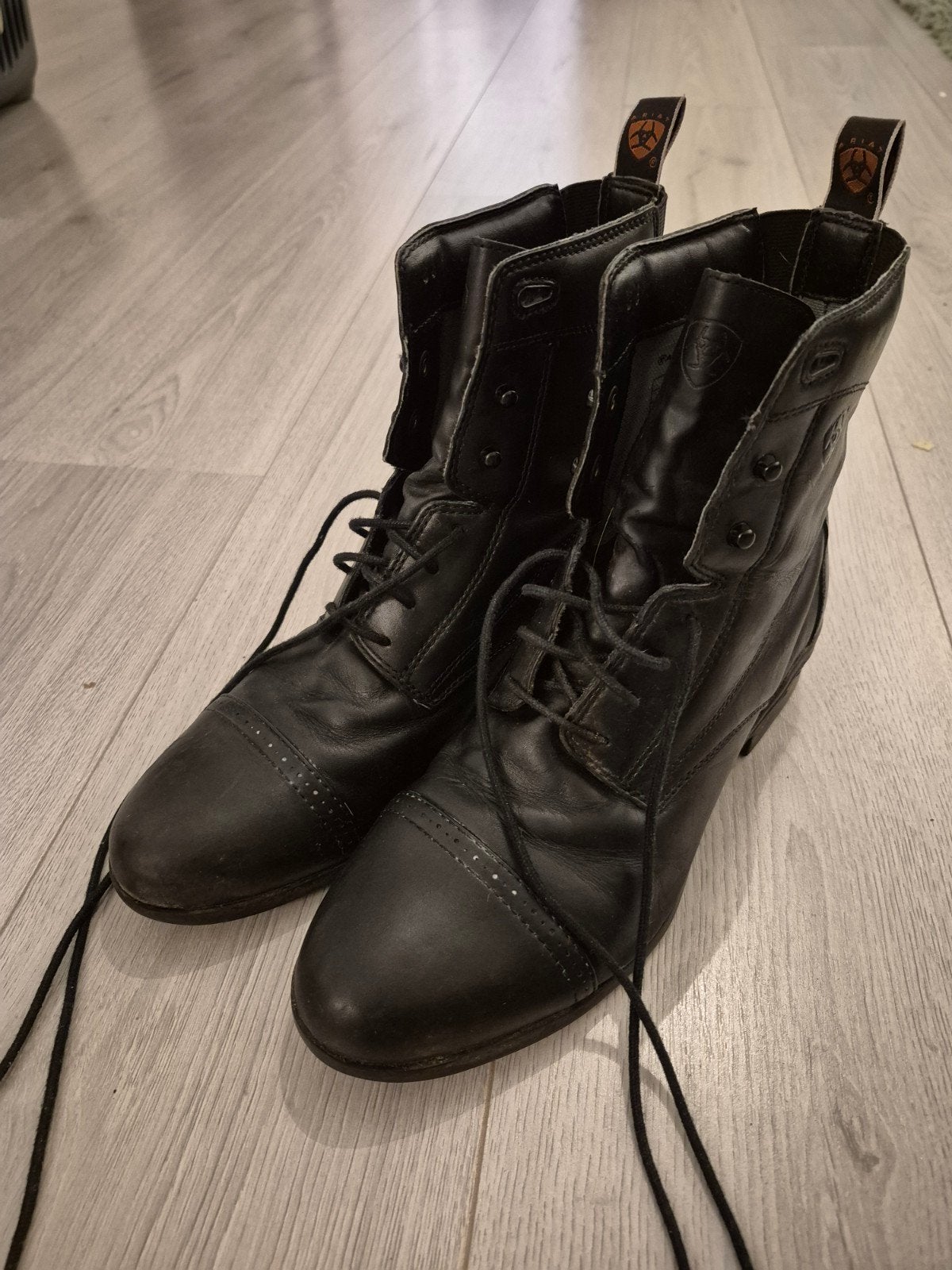 Ariat leren veterlaarzen - Zwart - Maat 42.5, Ariat, Zwart, Lage of Enkellaarzen, Ophalen of Verzenden