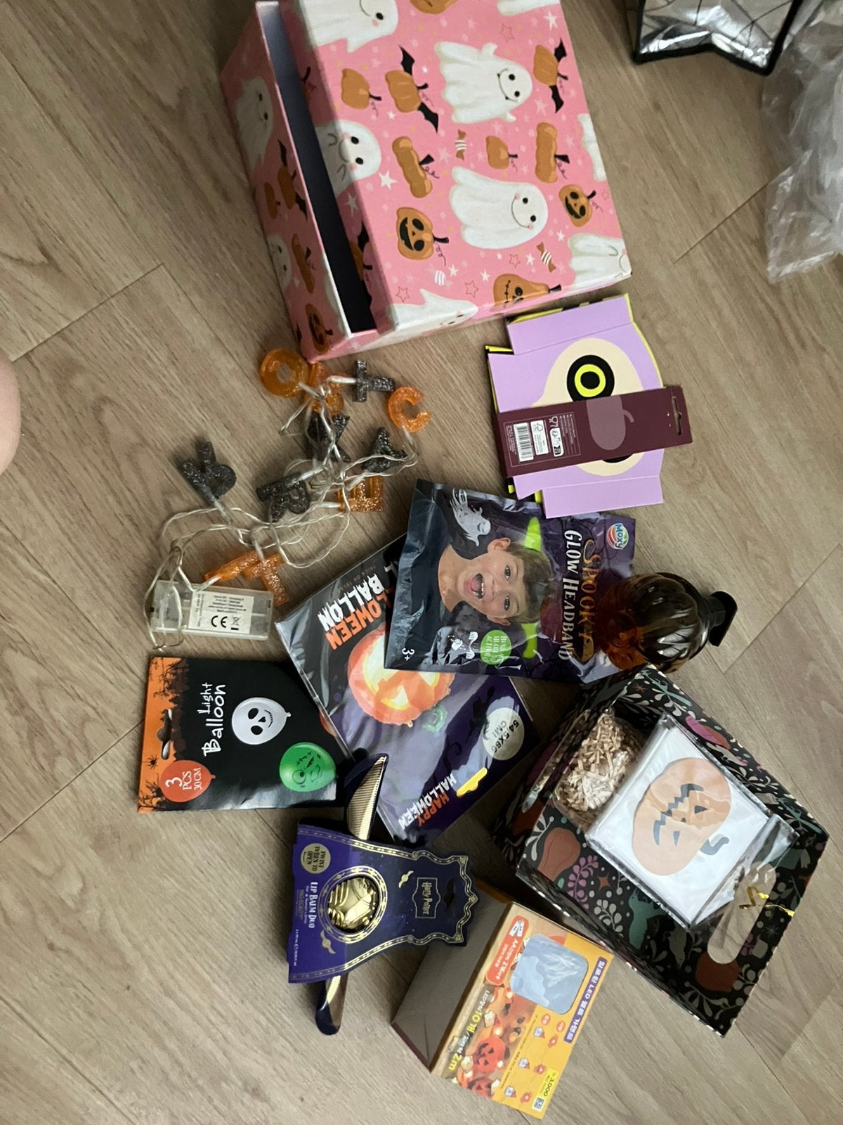 Halloween pakket met deels nieuwe spullen, Hobby en Vrije tijd, Verzenden, Zo goed als nieuw, Halloween of Griezel