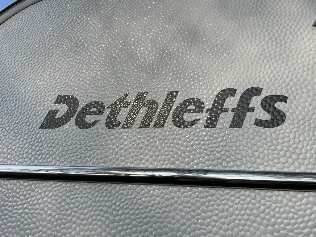 Dethleffs Nomad 490 EST *Mover*Airco*Voortent*, Caravans en Kamperen, Caravans, Bedrijf, Treinzit, Tot en met 3, Overige typen