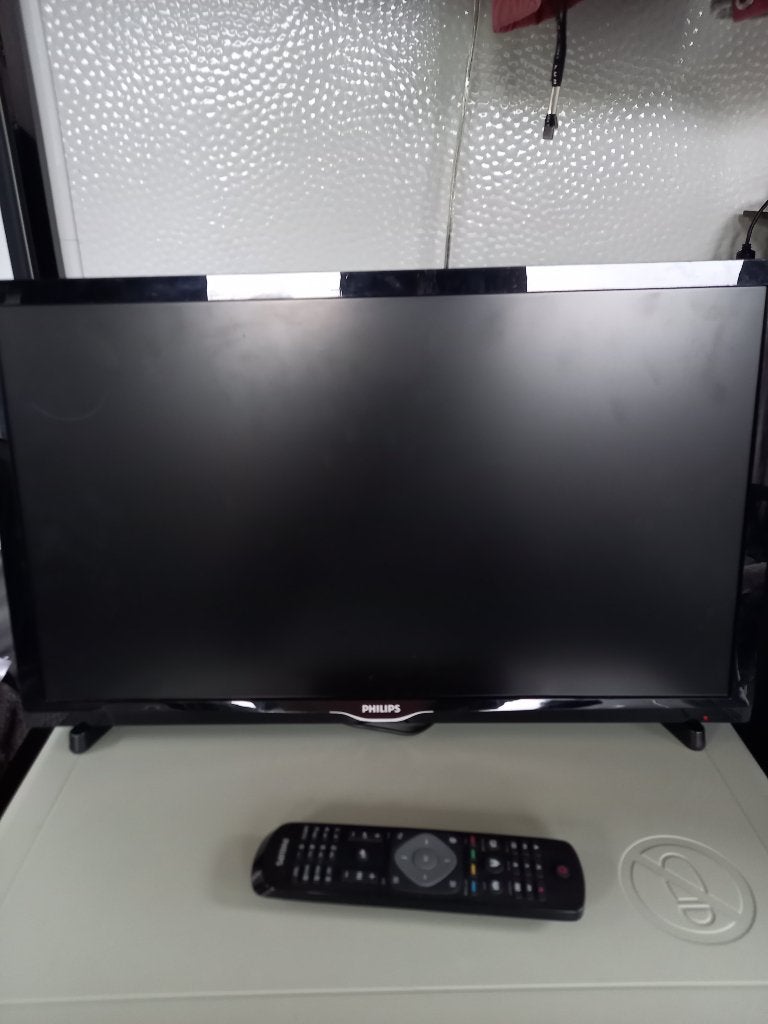 Philips TV met afstandsbediening en schotelantenne, Audio, Tv en Foto, Ophalen, Gebruikt, (Schotel)antenne, Philips