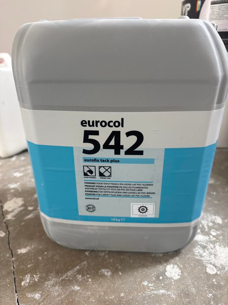 Eurocol 542 Eurofix Tack Plus - Bijna volle emmer, 10 tot 15 liter, Ophalen, Zo goed als nieuw, Grijs