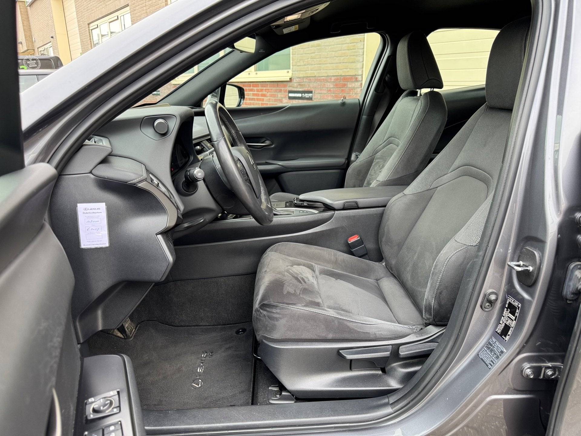 Lexus UX 250h Business Line Dealer ondh.|2E EIG|ORIG NL|Line, Auto's, Dealer onderhouden, Stof, Gebruikt, 4 cilinders