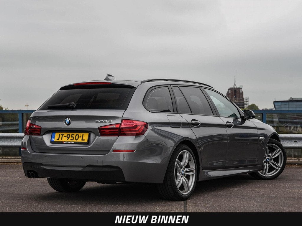 BMW 5-serie Touring 520d High Executive M Sport | Panoramada, Automaat, Achterwielaandrijving, 2000 kg, Diesel