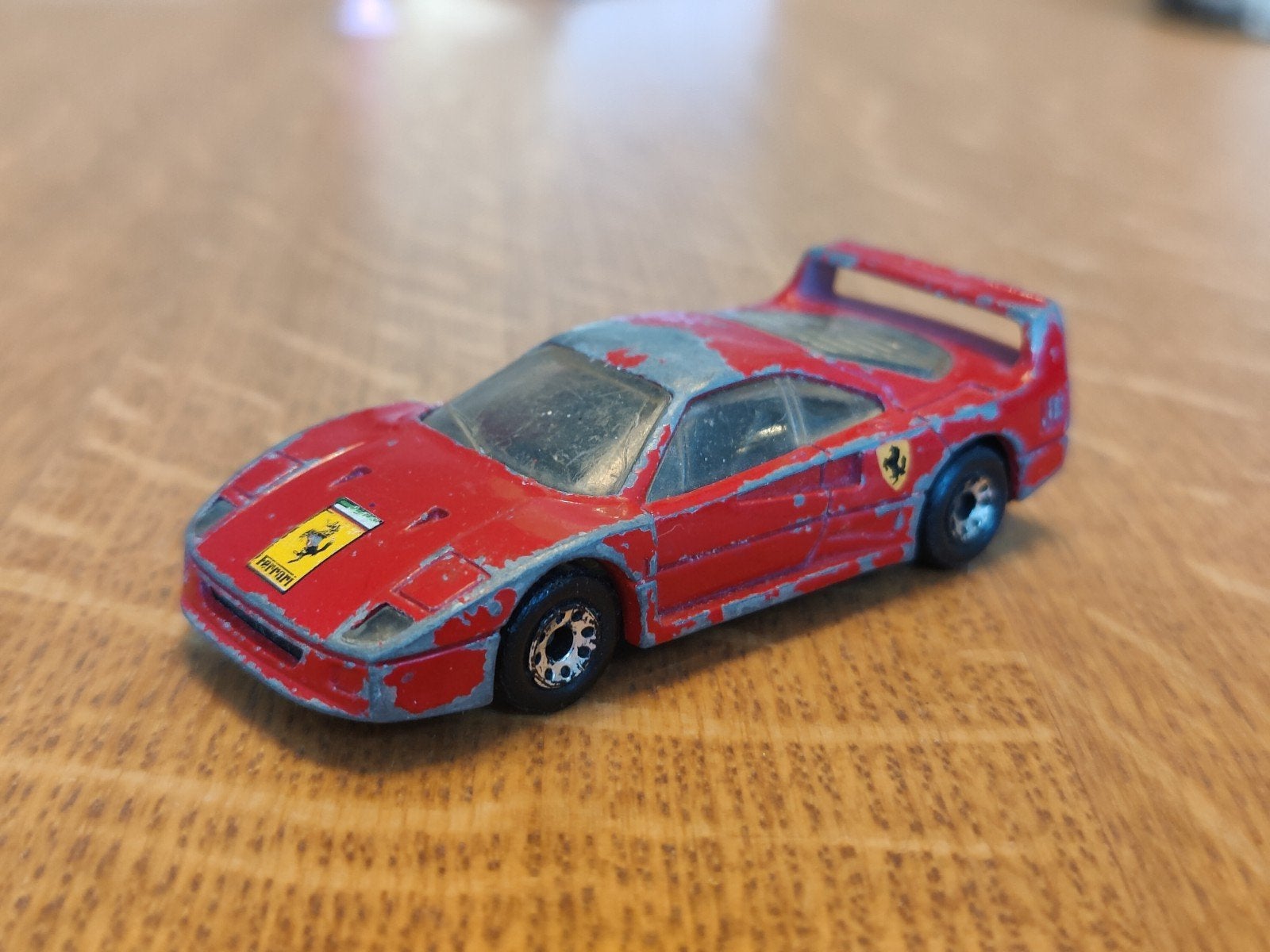 Matchbox Ferrari F40 ROOD, Hobby en Vrije tijd, Ophalen of Verzenden, Zo goed als nieuw, Auto