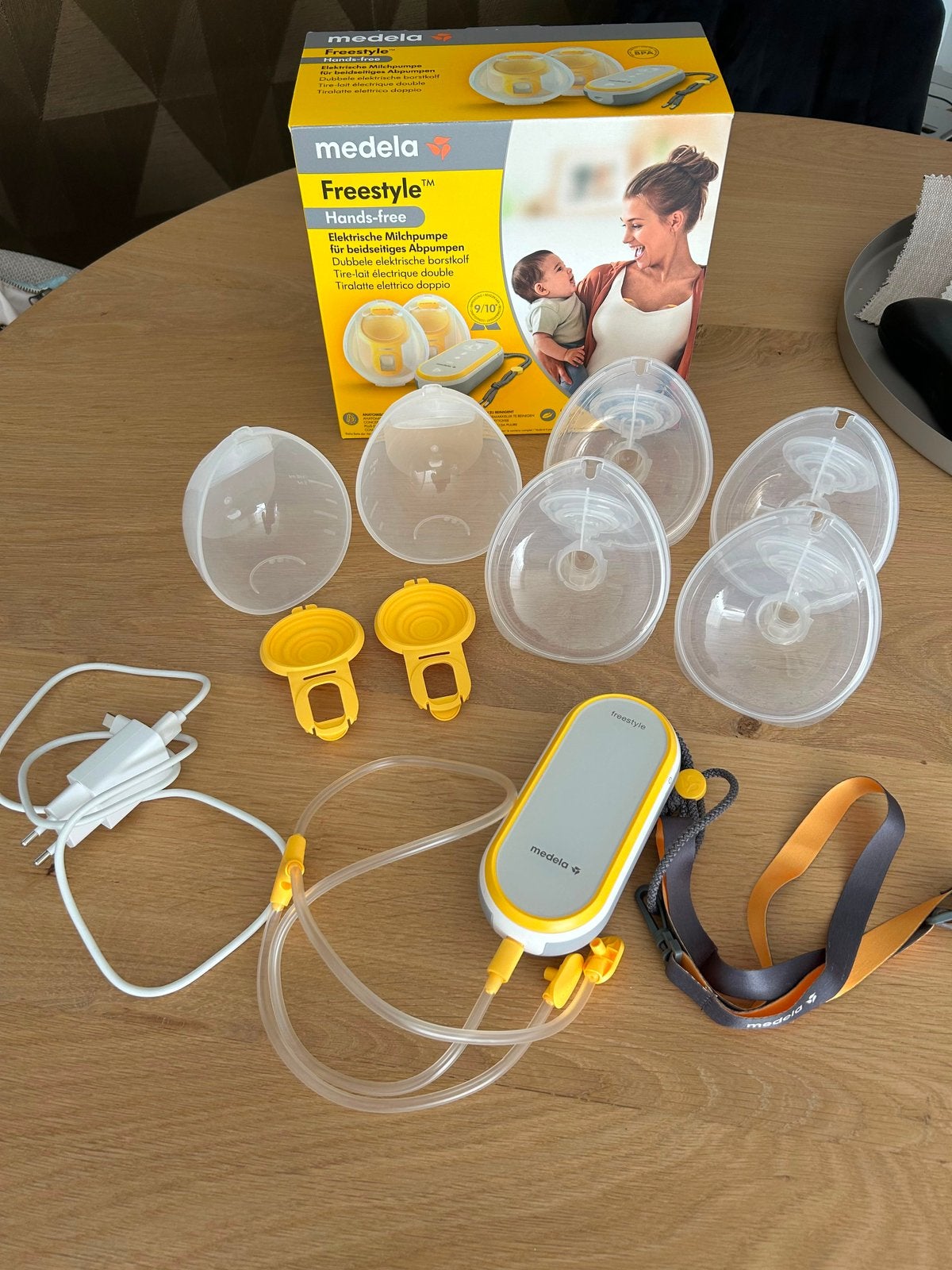 Handsfree kolf Medela, Ophalen, Medela, Borstkolf, Zo goed als nieuw