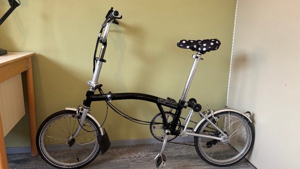 Brompton vouwfiets 6 versnellingen - Goede staat, Ophalen, Gebruikt, Brompton, 16 tot 18 inch