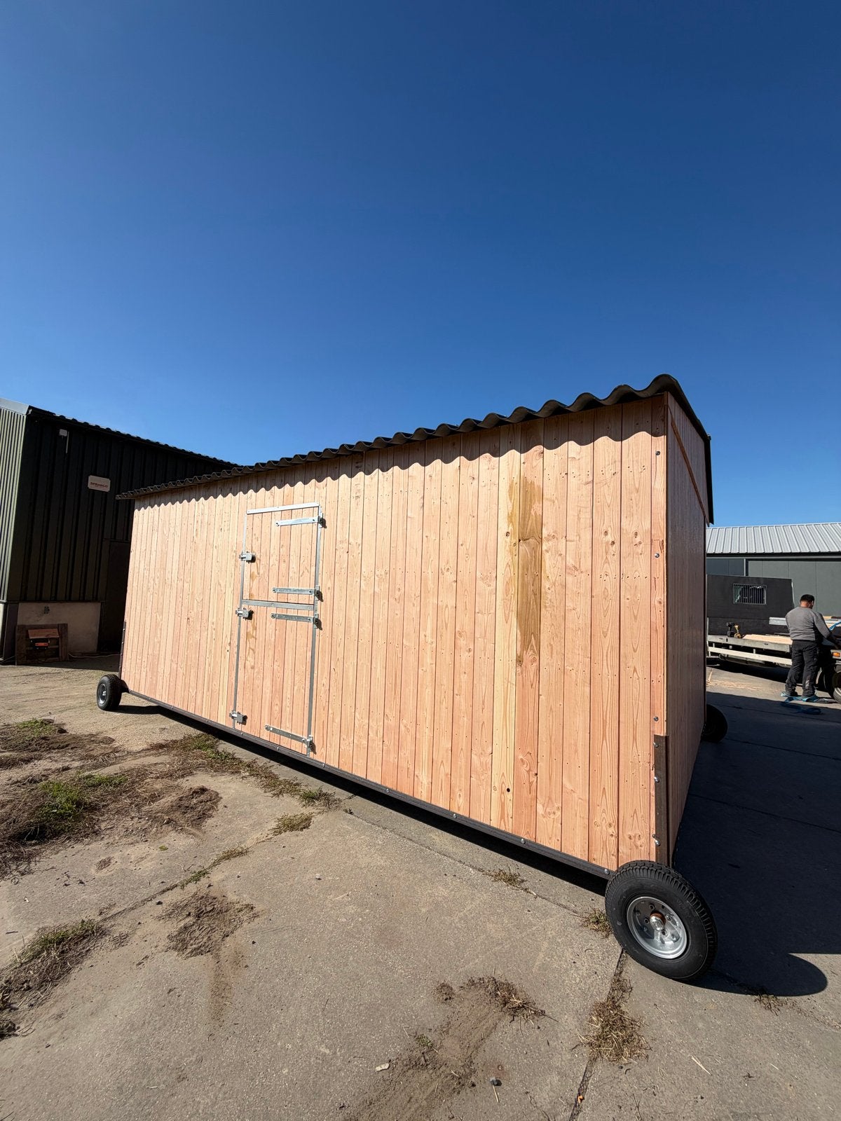 Mobiele Stal 6.00 x 3.50 m - Dubbelwandig  direct leverbaar!, Stalling, 2 of 3 paarden of pony's