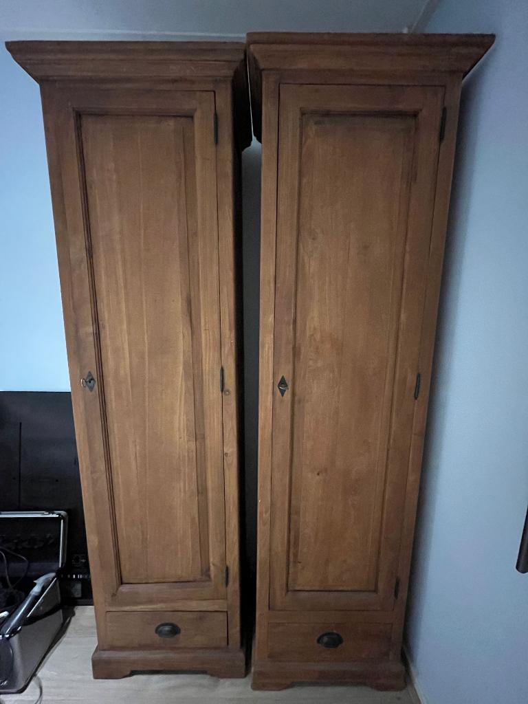 2 mooie houten kasten, Ophalen, Gebruikt, Met deur(en), 200 cm of meer