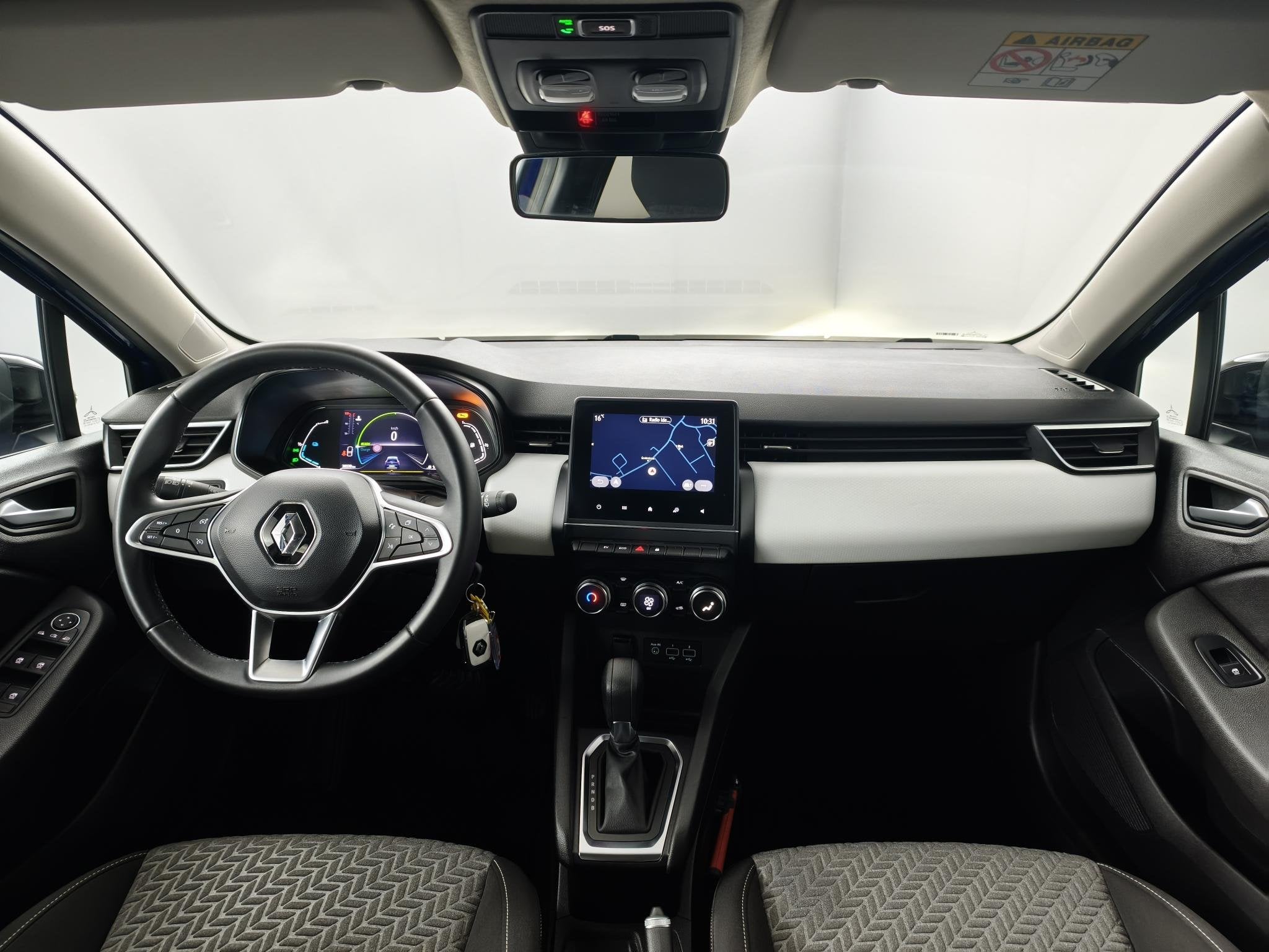 Renault Clio 1.6 E-Tech Hybrid 145 Equilibre | Navigatie | P, Auto's, Stof, Gebruikt, Euro 6, Origineel Nederlands