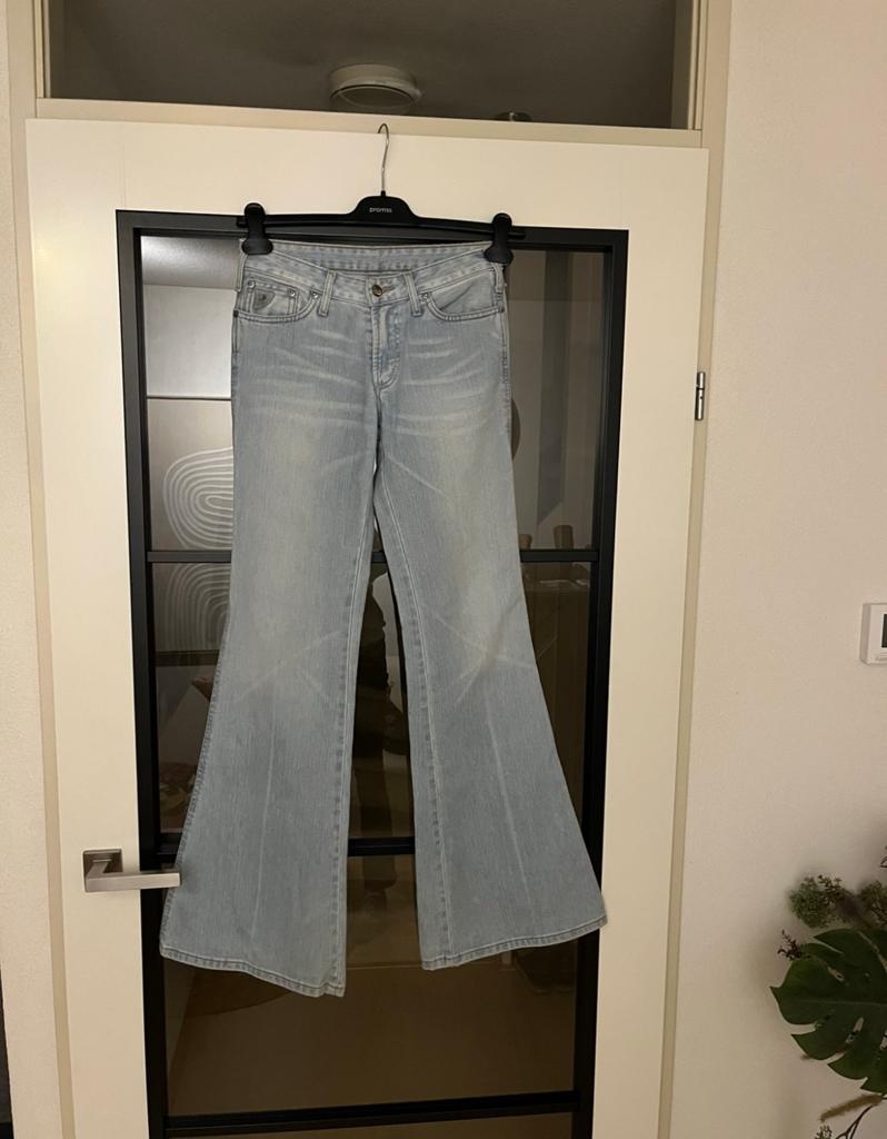 LOIS JEANS als NW licht blauw met wijde pijp mt26, Ophalen of Verzenden, Zo goed als nieuw