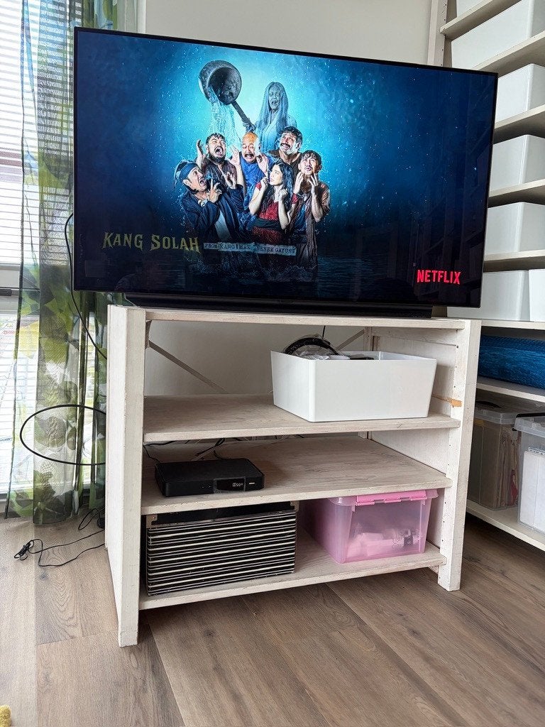 Lundia kastje / tv-kastje, Ophalen, Gebruikt, 50 tot 100 cm, 25 tot 50 cm