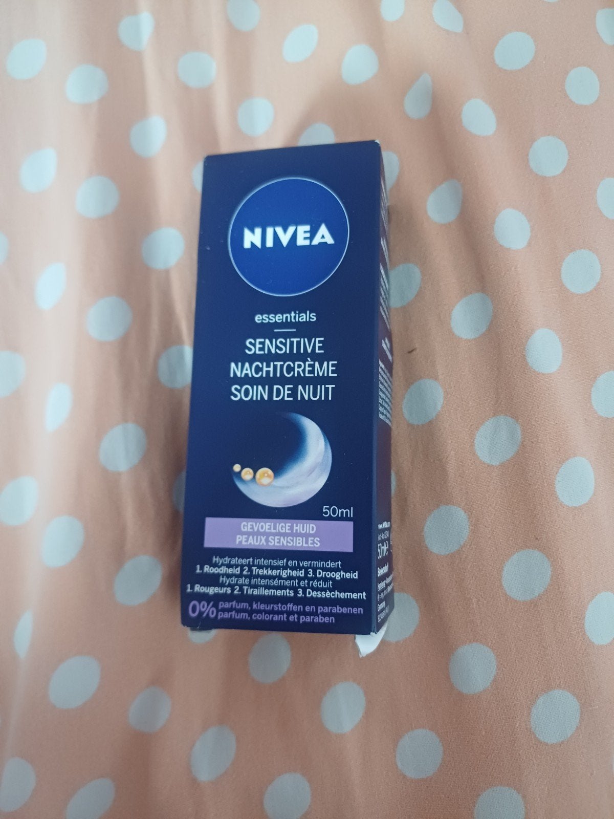 NIVEA Essentials Sensitive Nachtcrème 50ml, Verzenden, Nieuw, Gehele gezicht