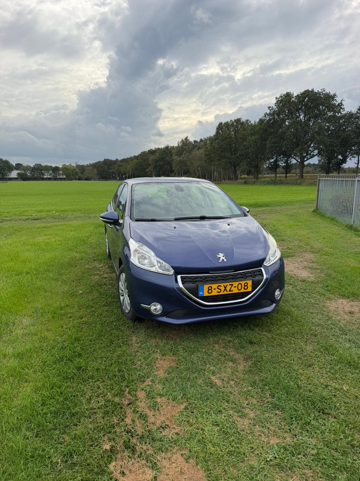 Peugeot 208 1.0 VTI 50KW/68PK 5-D 2013 Blauw, Auto's, Blauw, 68 pk, Origineel Nederlands, 24 km/l