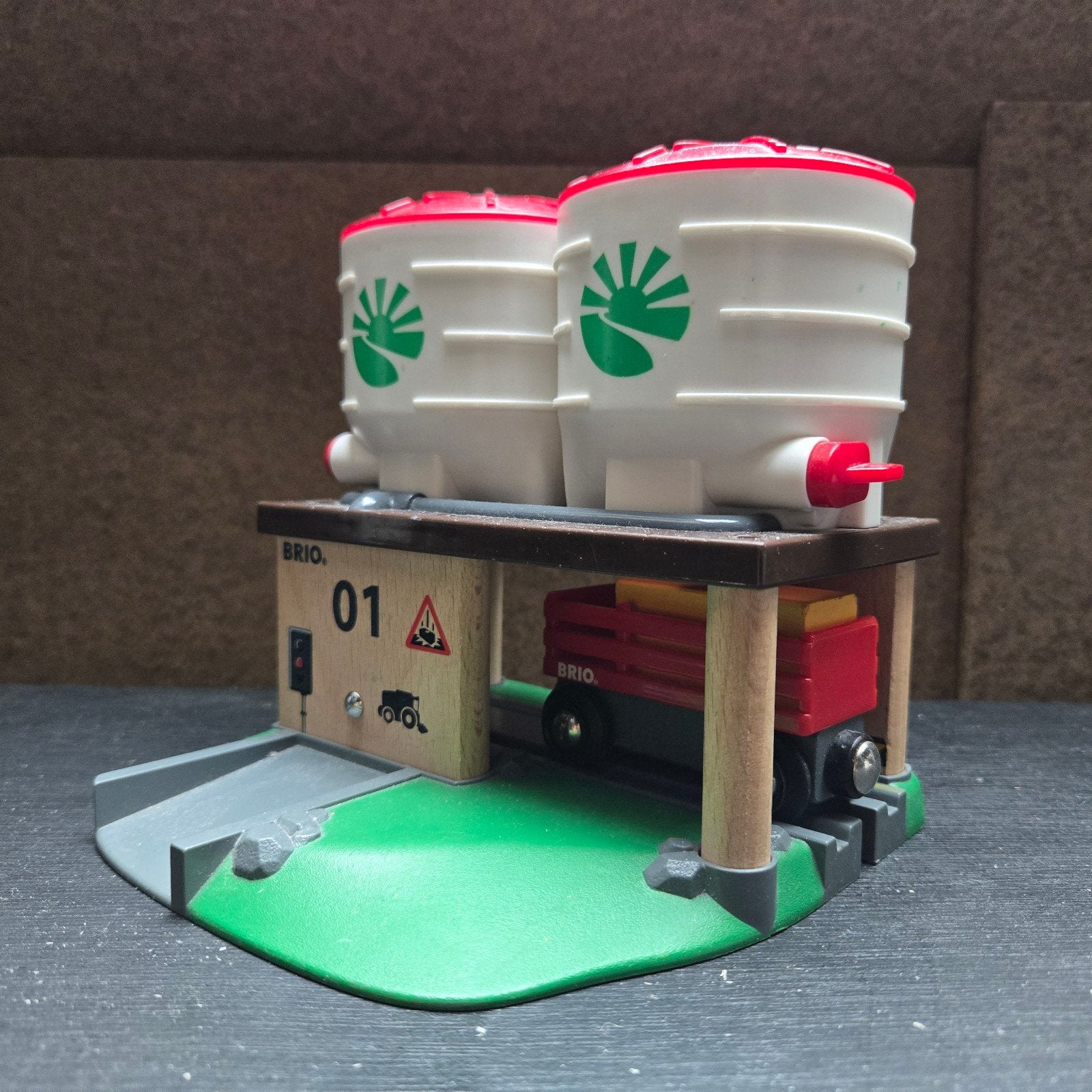 Brio 33603 Graansilo met hooikar uit 2012, Ophalen of Verzenden, Gebruikt, Jongen of Meisje