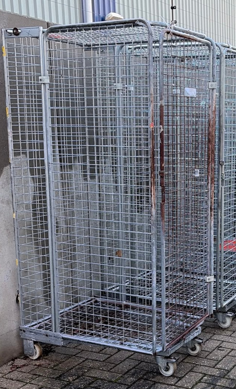 Stevige Rolcontainer te Koop - Ideaal voor Transport en Opsl, Ophalen