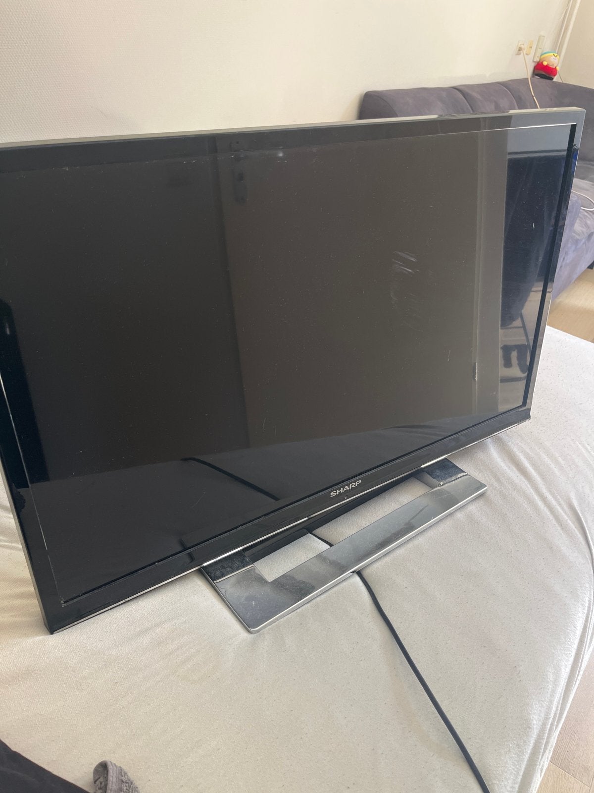 Sharp 32 inch TV met lichte schade, Audio, Tv en Foto, Ophalen of Verzenden, Gebruikt, 80 tot 100 cm, Sharp