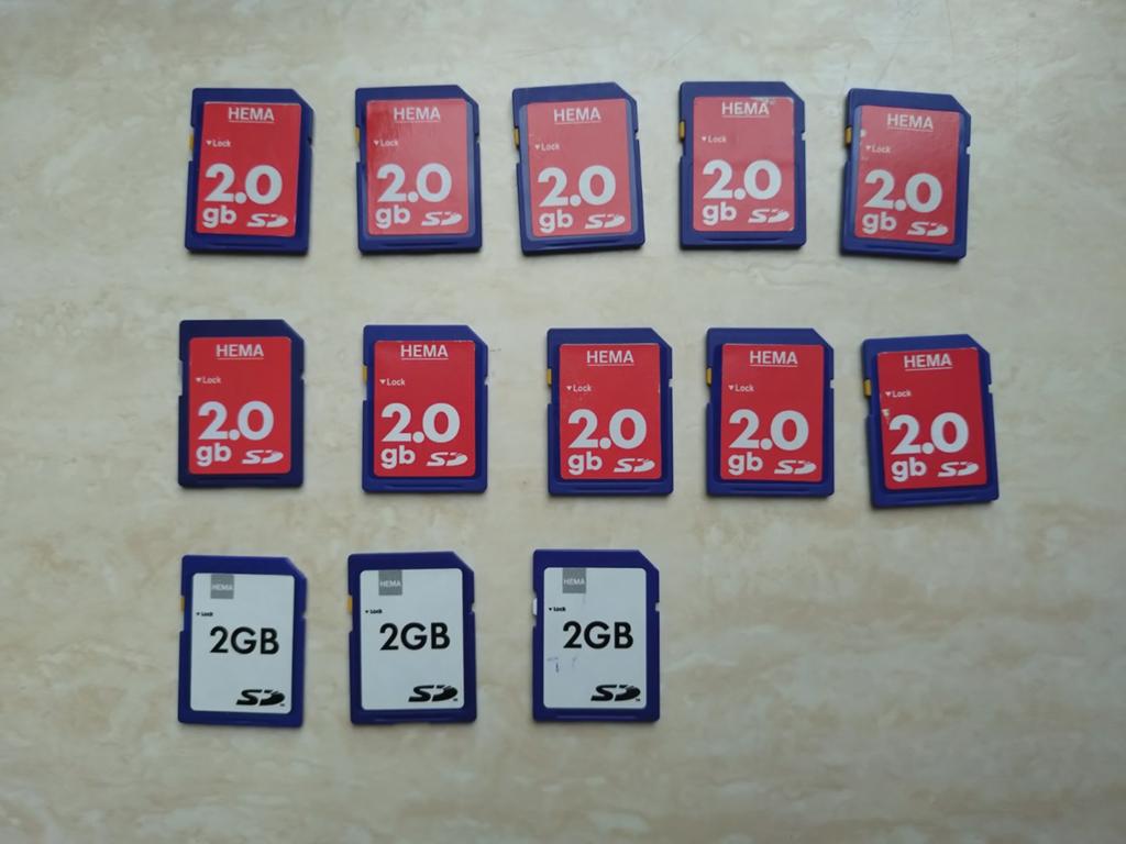 Hema SD kaartjes 2GB prijs per stuk, Ophalen of Verzenden, SD, Fotocamera