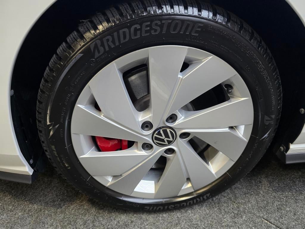 Volkswagen GOLF 1.5 eHybrid GTE Leder "vienna"Led IQ Lights, Auto's, Volkswagen, 77 km/l, 4 cilinders, Parkeerassistent, Wit