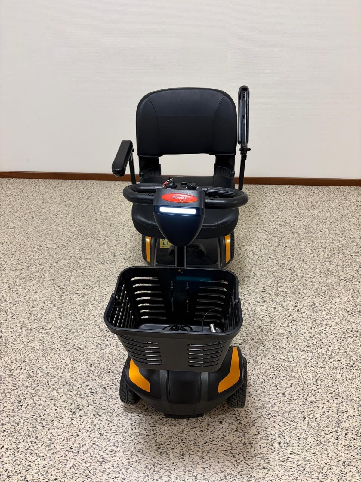 Supercompacte opvouwbare scootmobiel Vermeiren One, Diversen, Ophalen, 10 km/u of minder, Vermeiren, 26 t/m 35 km