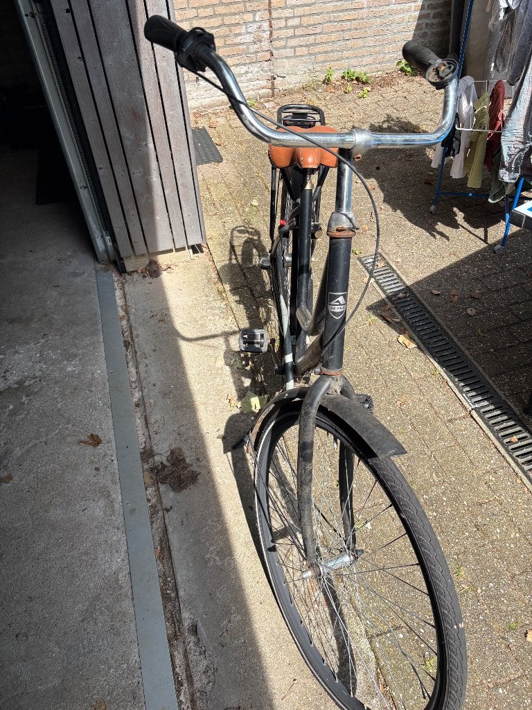 Dames fiets, Fietsen en Brommers, Fietsen | Dames | Damesfietsen, Terugtraprem, Gebruikt, Versnellingen, Ophalen