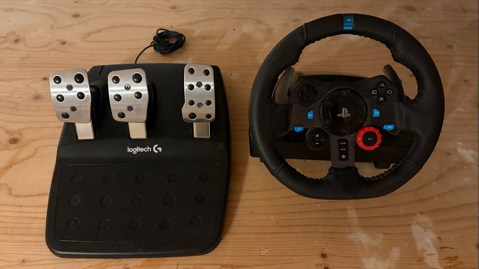 Logitech G29 Driving Force racestuur met pedalen, Ophalen of Verzenden, Gebruikt, Stuur of Pedalen, PlayStation 4