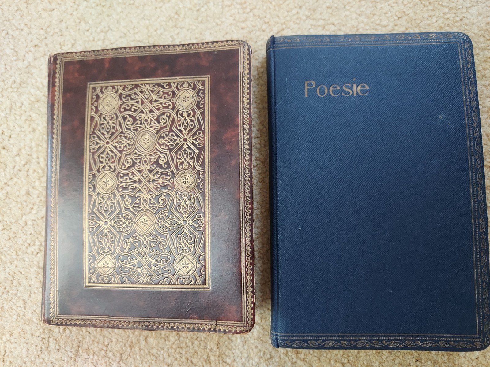 Twee antieke poëziealbums met poëzieplaatjes (1927-1932), Verzamelen, Ophalen