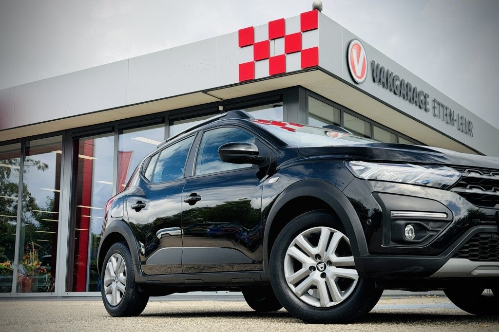 Dacia SANDERO Stepway 1.0 TCe Comfort | CLIMA | CAMERA | CRU, Auto's, Automaat, 12 maanden, Euro 6, Zwart