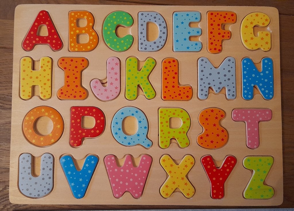 Puzzel alfabet, Ophalen of Verzenden, 10 tot 50 stukjes, Gebruikt, Van hout