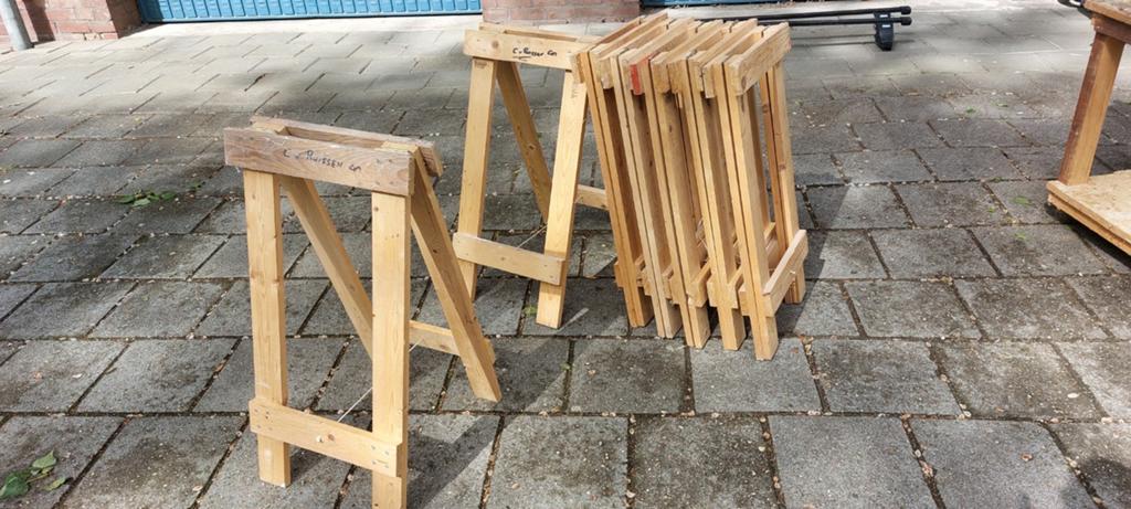 7 houten schragen - 72 cm hoog, 40 cm breed, Ophalen