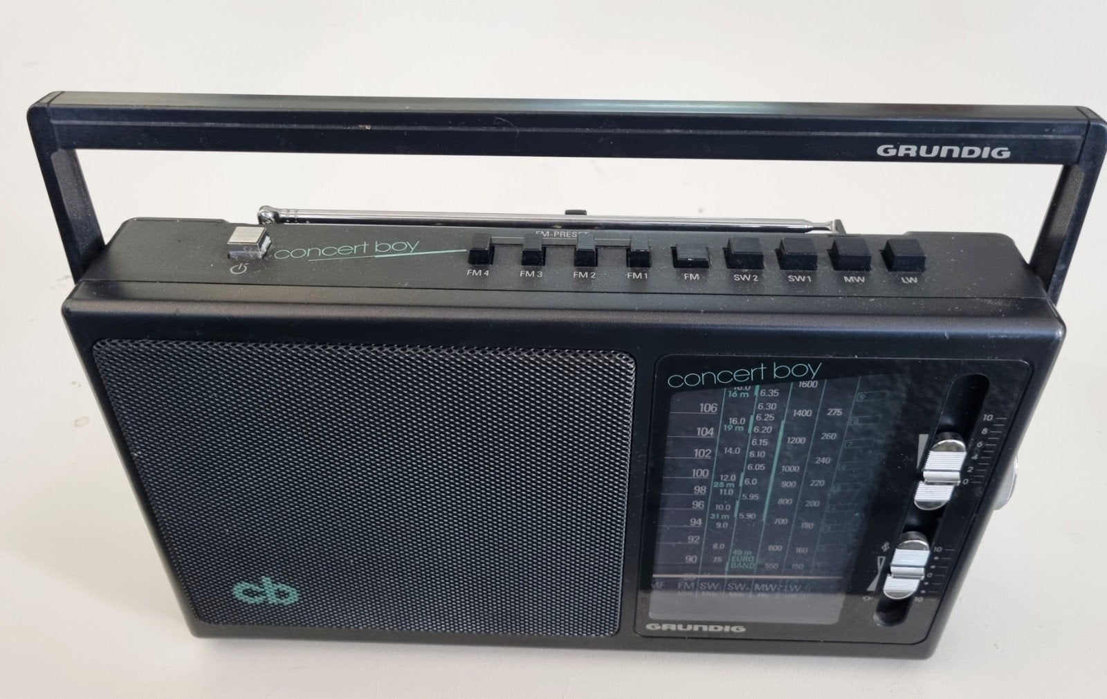 Grundig Concert Boy 225 Radio - vintage, Ophalen of Verzenden, Gebruikt, Radio