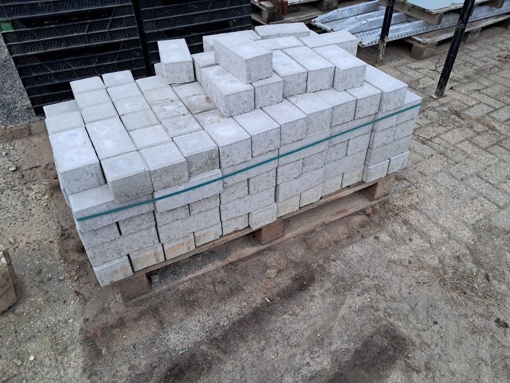 Grijze betonklinkers, Ophalen, Klinkers, Nieuw, Minder dan 5 m²