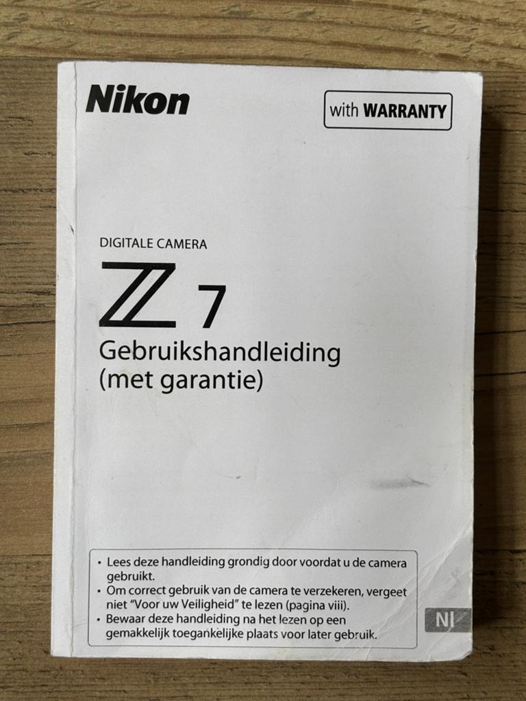 Nikon Z 7 Gebruikershandleiding nederlandstalig, Ophalen of Verzenden, Zo goed als nieuw, Techniek