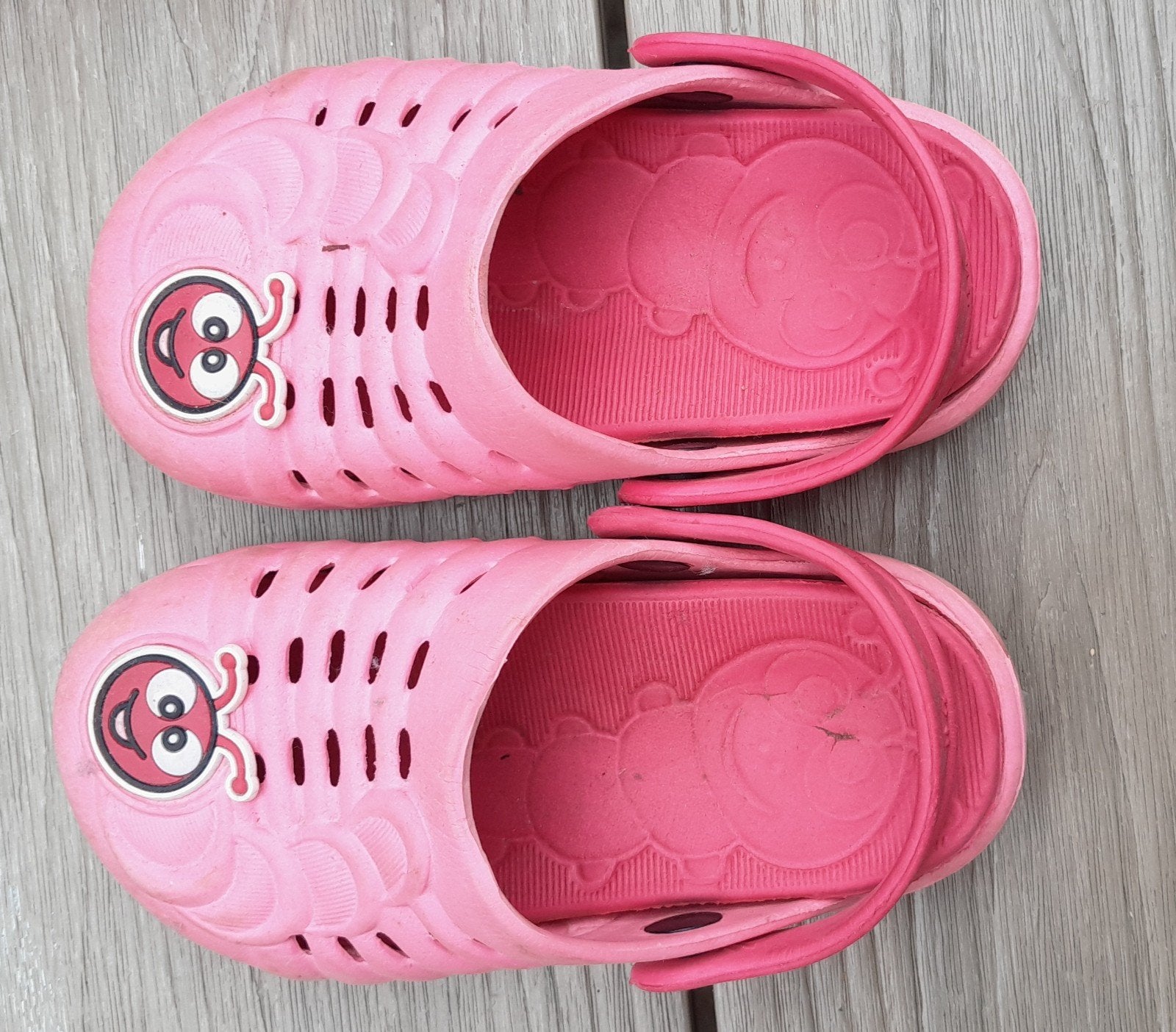 Roze waterschoenen/slippers met rups maat 26, Ophalen of Verzenden, Gebruikt, Meisje, Schoenen
