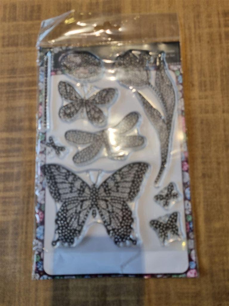 Craft Buddy CCST20 Butterfly Blooms A5 Crystal Art Stamp set, Hobby en Vrije tijd, Ophalen of Verzenden, Nieuw, Dieren, Overige typen