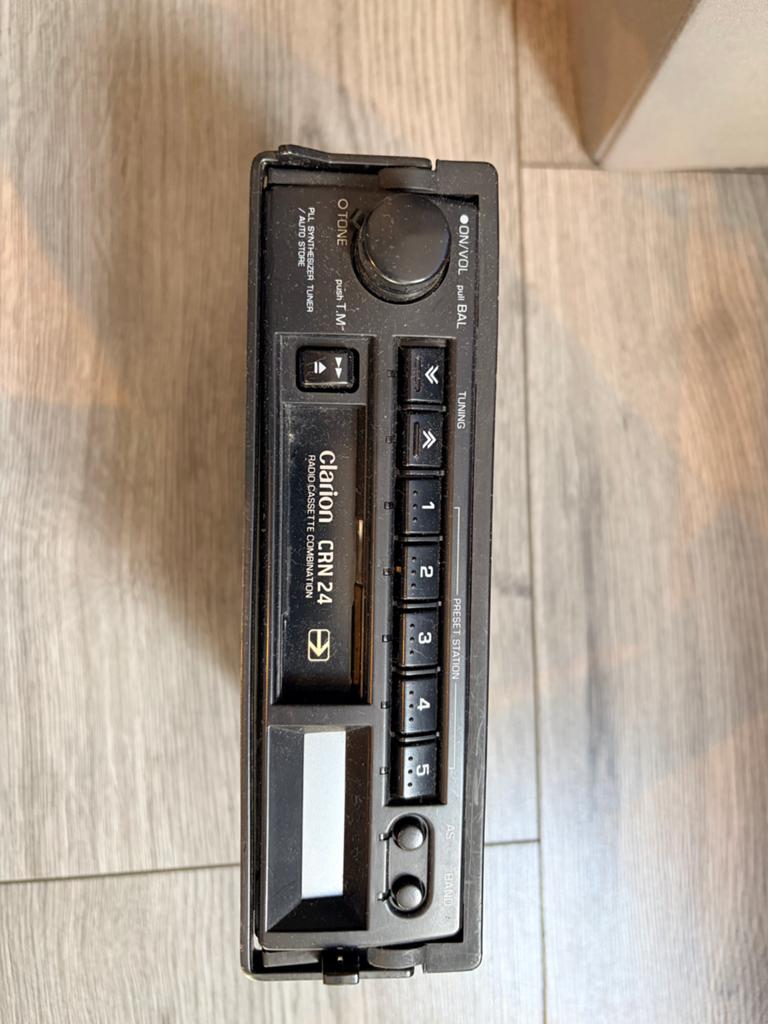 Clarion CRN 24 Autoradio Cassette Combinatie, Ophalen of Verzenden, Zo goed als nieuw