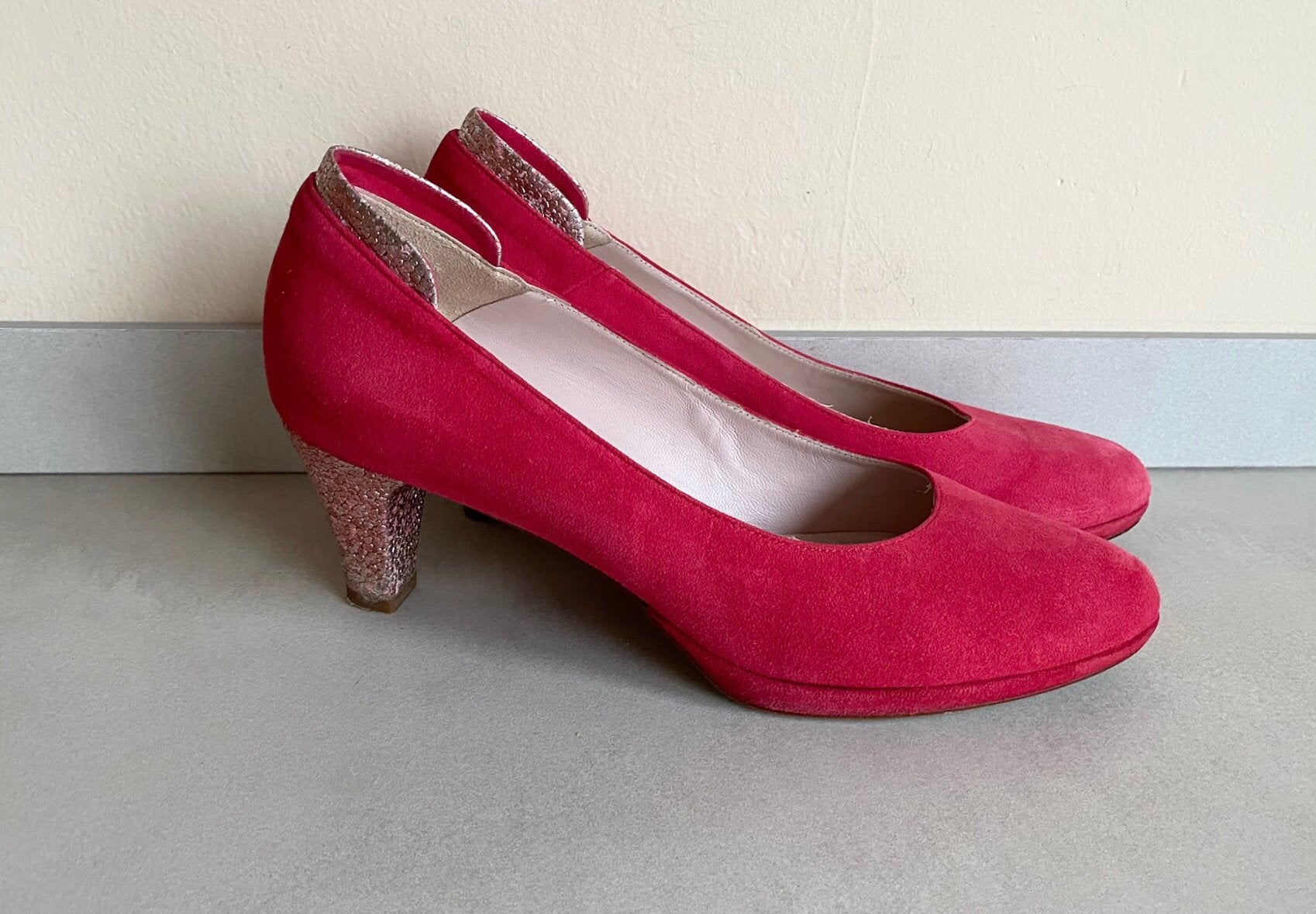 LILIAN PUMPS MT:40, Kleding | Dames, Schoenen, Pumps, Overige kleuren, Verzenden, Zo goed als nieuw