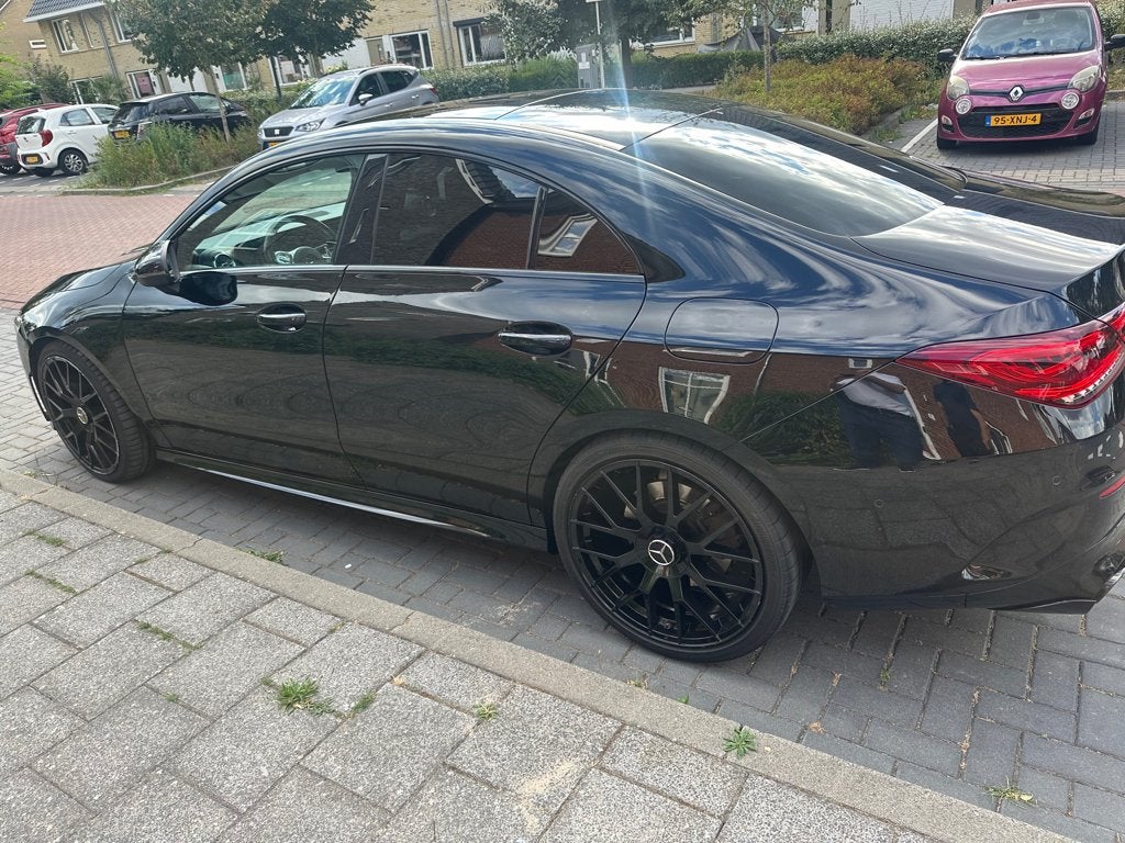 Mercedes-Benz CLA 250 224pk 7G-DCT 2020 Zwart, Auto's, Zwart, 4 cilinders, Alcantara, Zwart