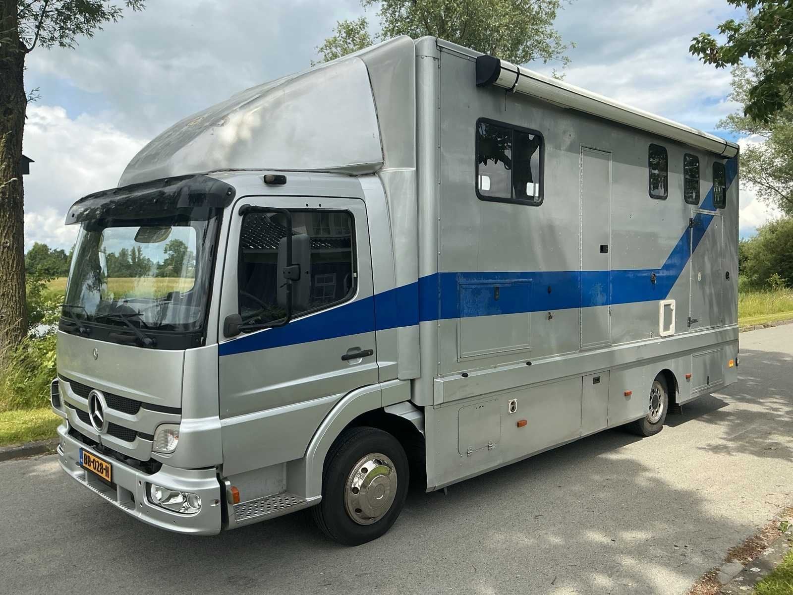 1998 - Mercedes-Benz - Vrachtwagen/Paardenwagen/Motorsport, Auto's, Overige brandstoffen, Mercedes-Benz, Bedrijf, Geïmporteerd