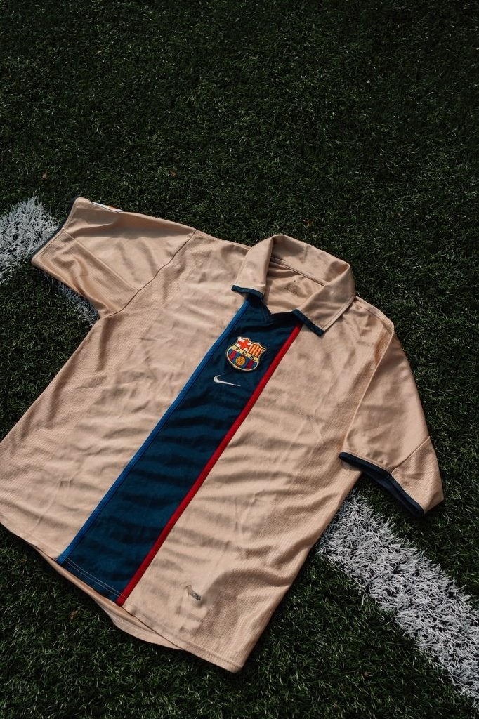FC BARCELONA 2001/02 VINTAGE FOOTBALL SHIRT – L, Maat L, Ophalen of Verzenden, Gebruikt, Shirt