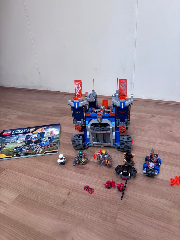 complete lego nexo knights set (70317), Ophalen of Verzenden, Zo goed als nieuw