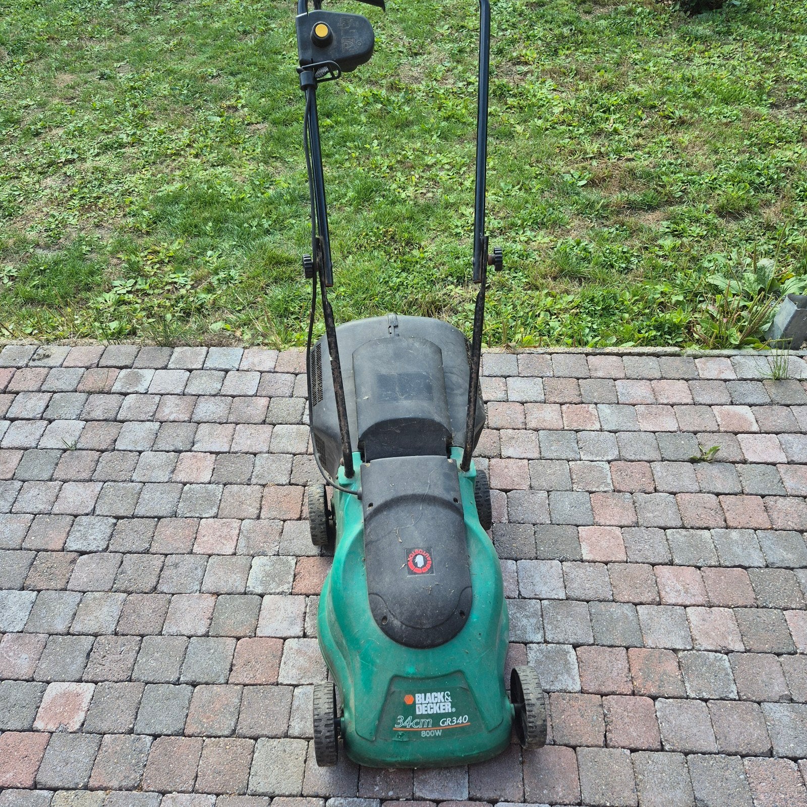 Black & Decker GR340 Grasmaaier 800W - Gebruikt, Tuin en Terras, Cirkelmaaier, Gebruikt, Elektrische grasmaaier, Ophalen of Verzenden