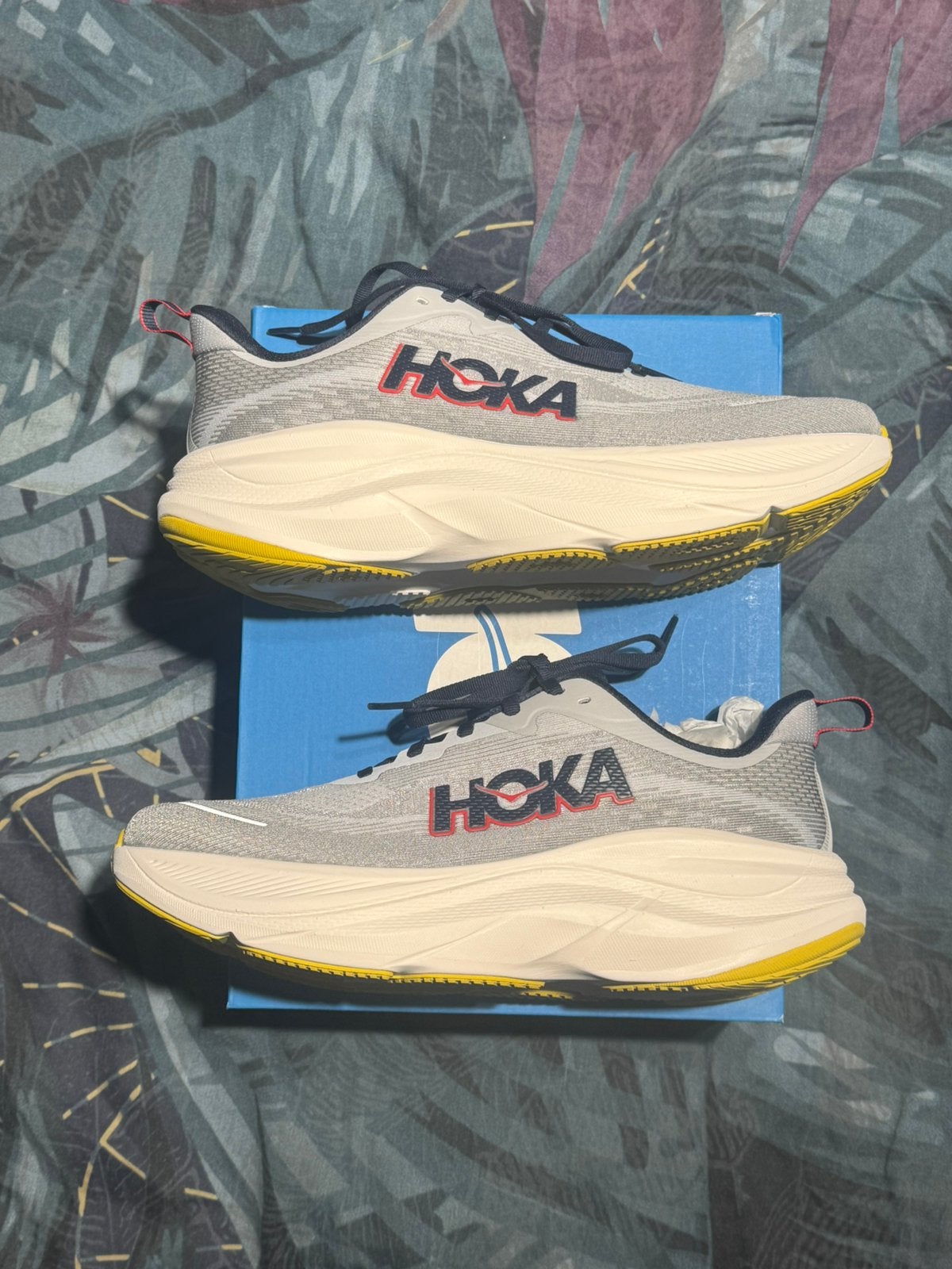 Hoka Skyflow running shoes 42 2/3- Japan Exclusive Color, Overige kleuren, Sportschoenen, Nieuw, Ophalen of Verzenden