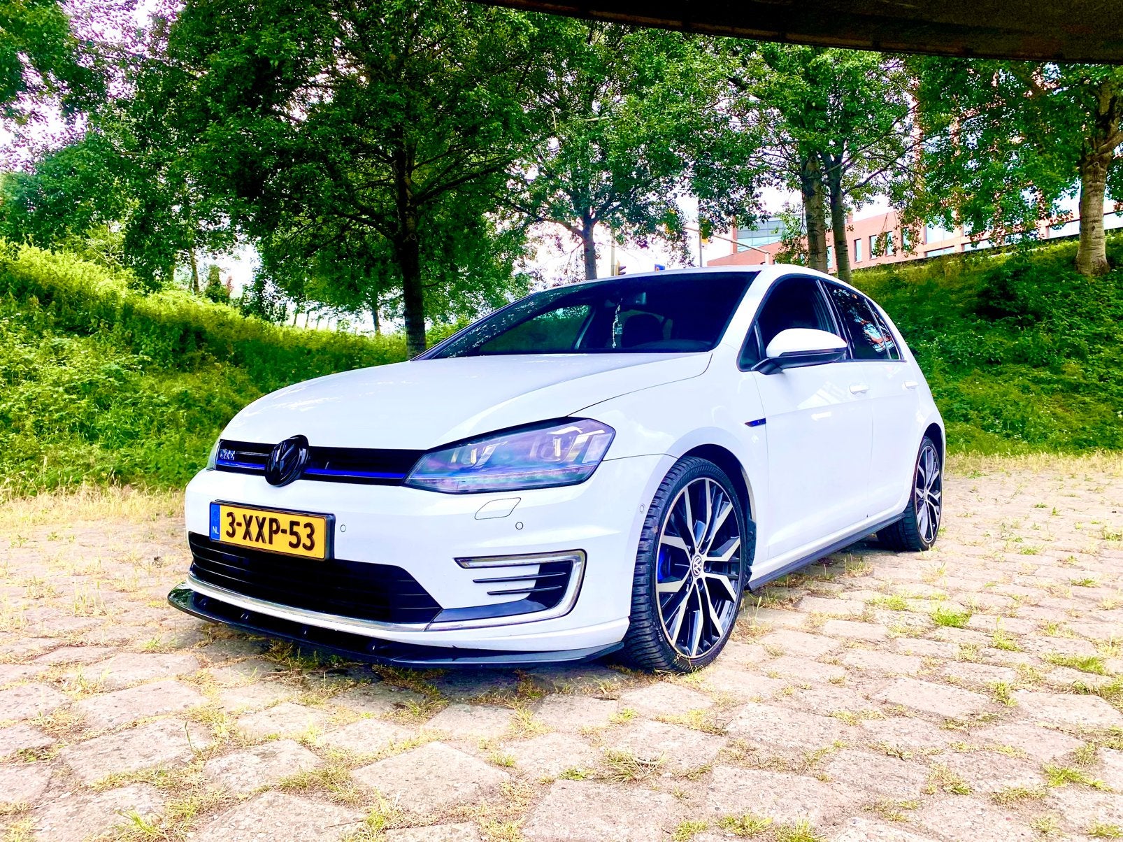 Volkswagen Golf 7 GTE, 204 PK, 19 inch, Hybride, 1.4, Auto's, 4 cilinders, Wit, 1395 cc, 1499 kg