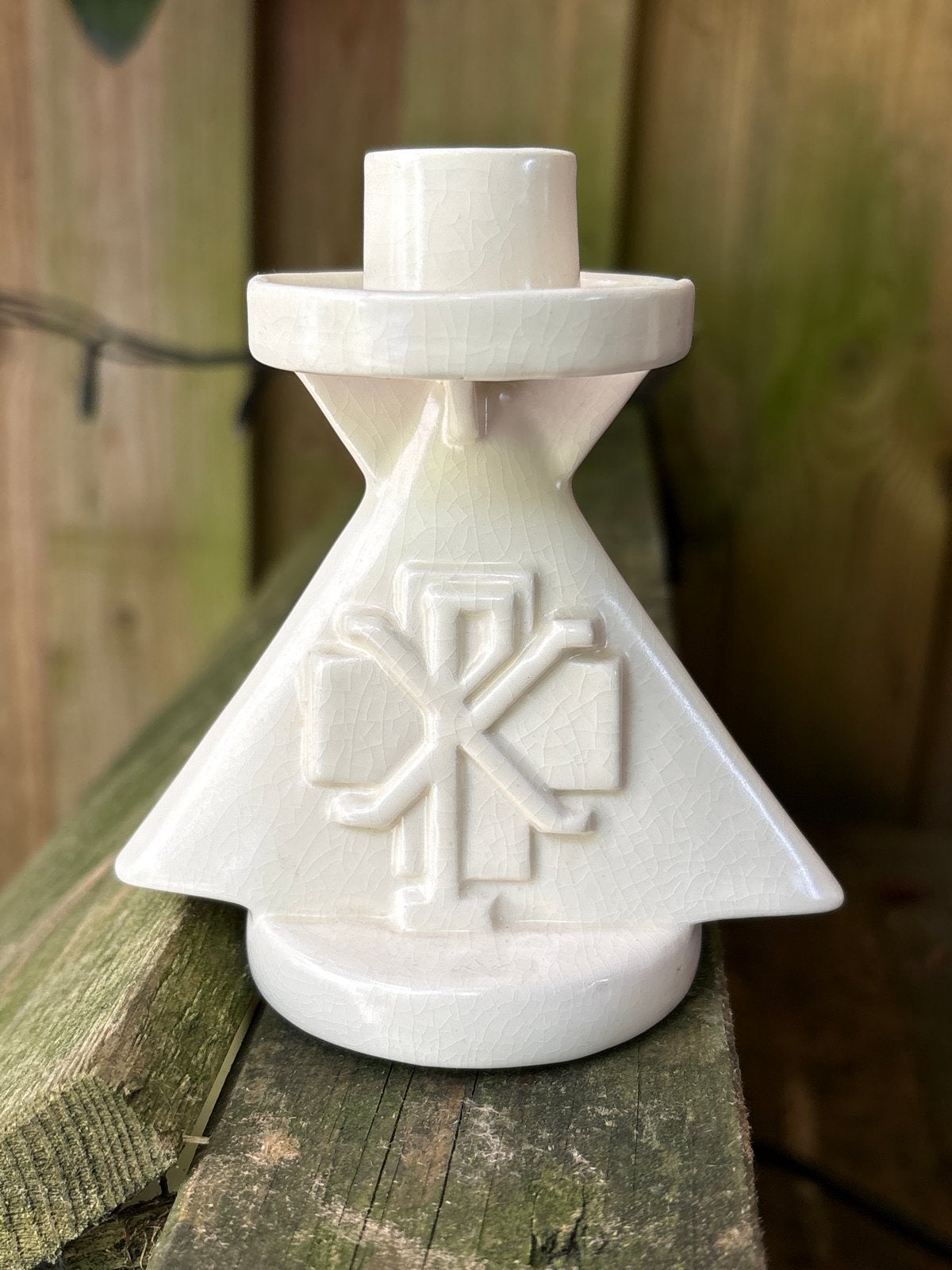 Vintage Holland Keramiek Kandelaar met Religieus Symbool, Antiek en Kunst, Ophalen